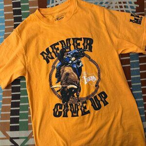 *B2G1F* Billy Bob's Texas "Never Give Up" T-Shirt